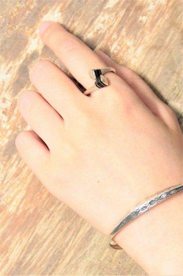 102159763