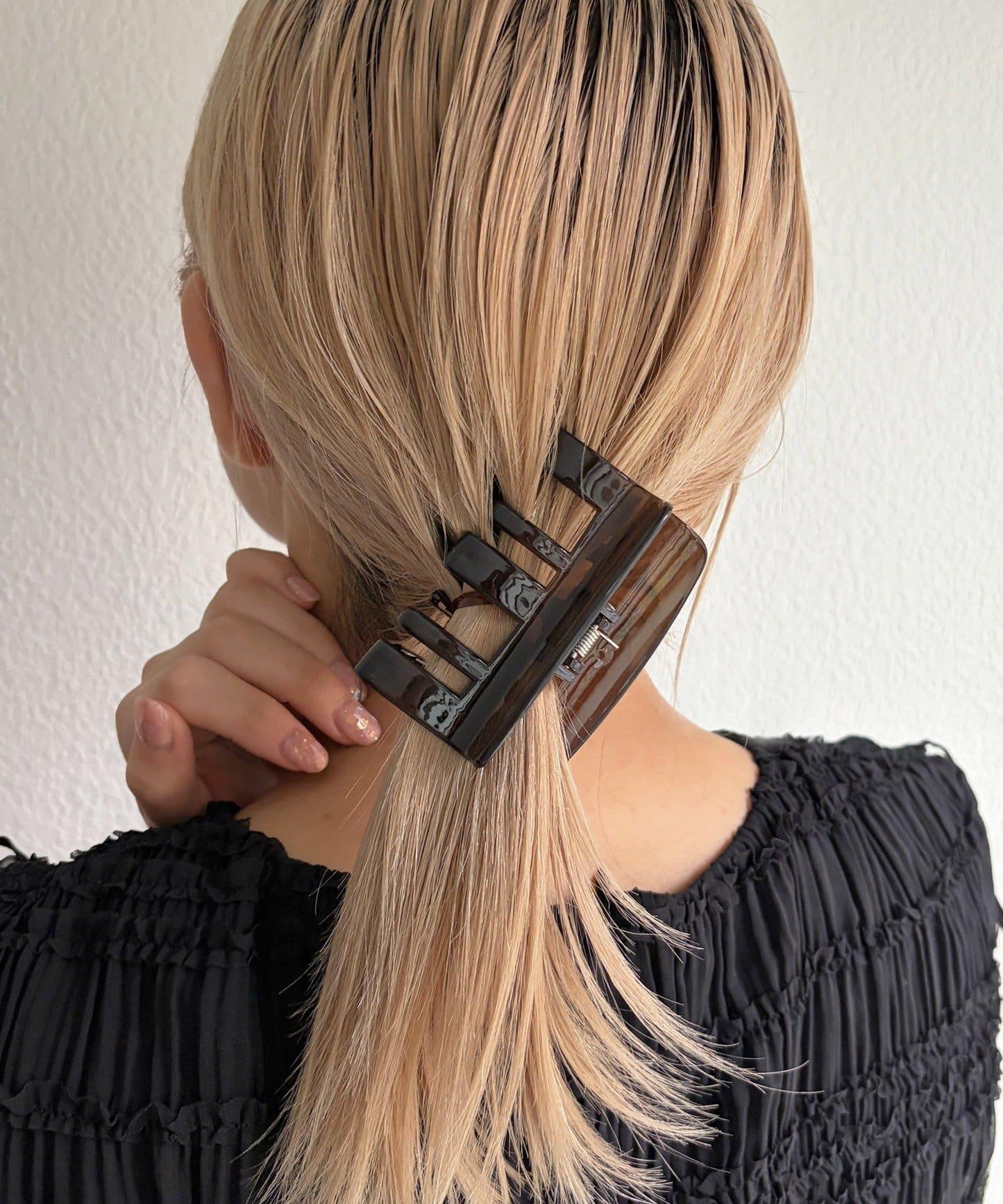 170201041