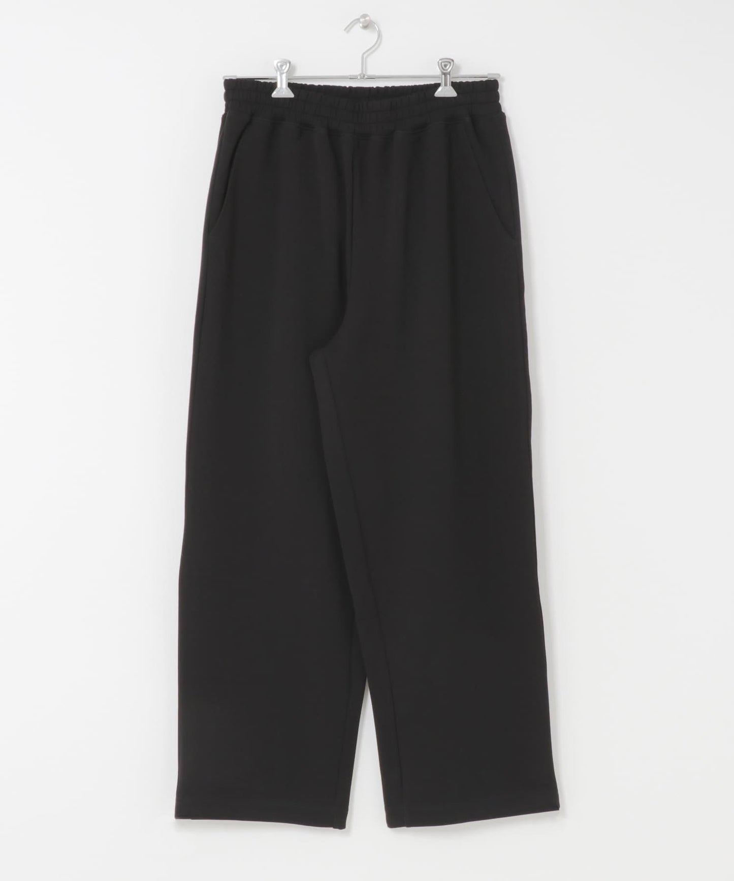165661858