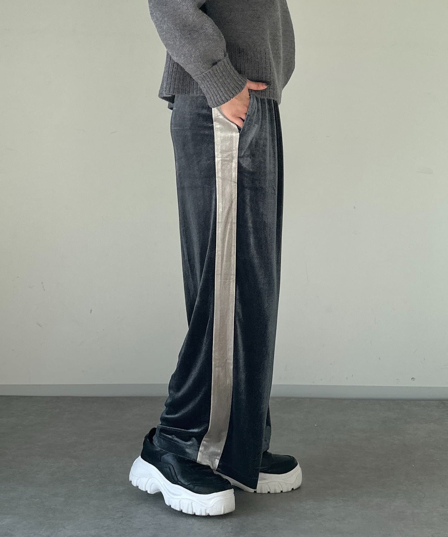 104070116
