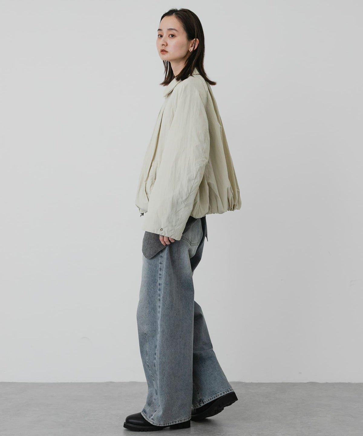 173942283