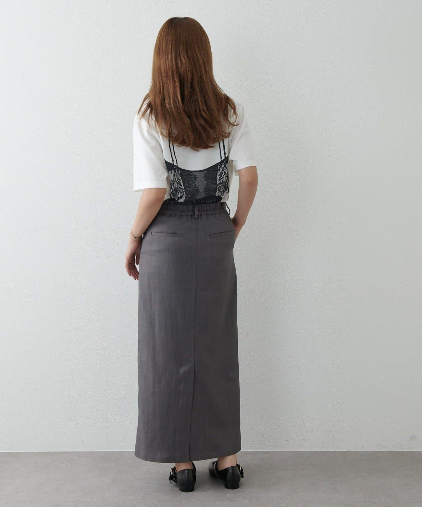 165834858