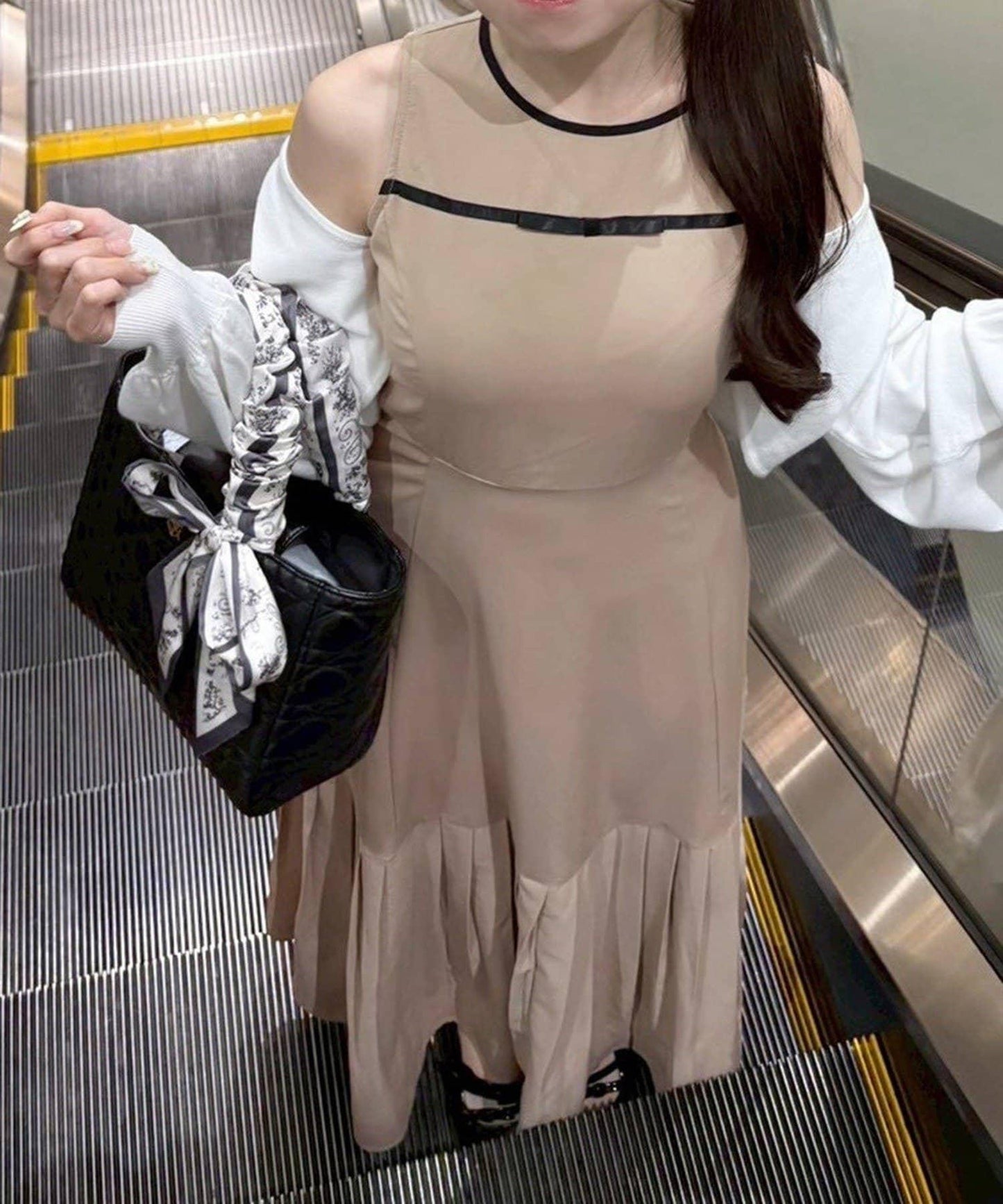 170006180
