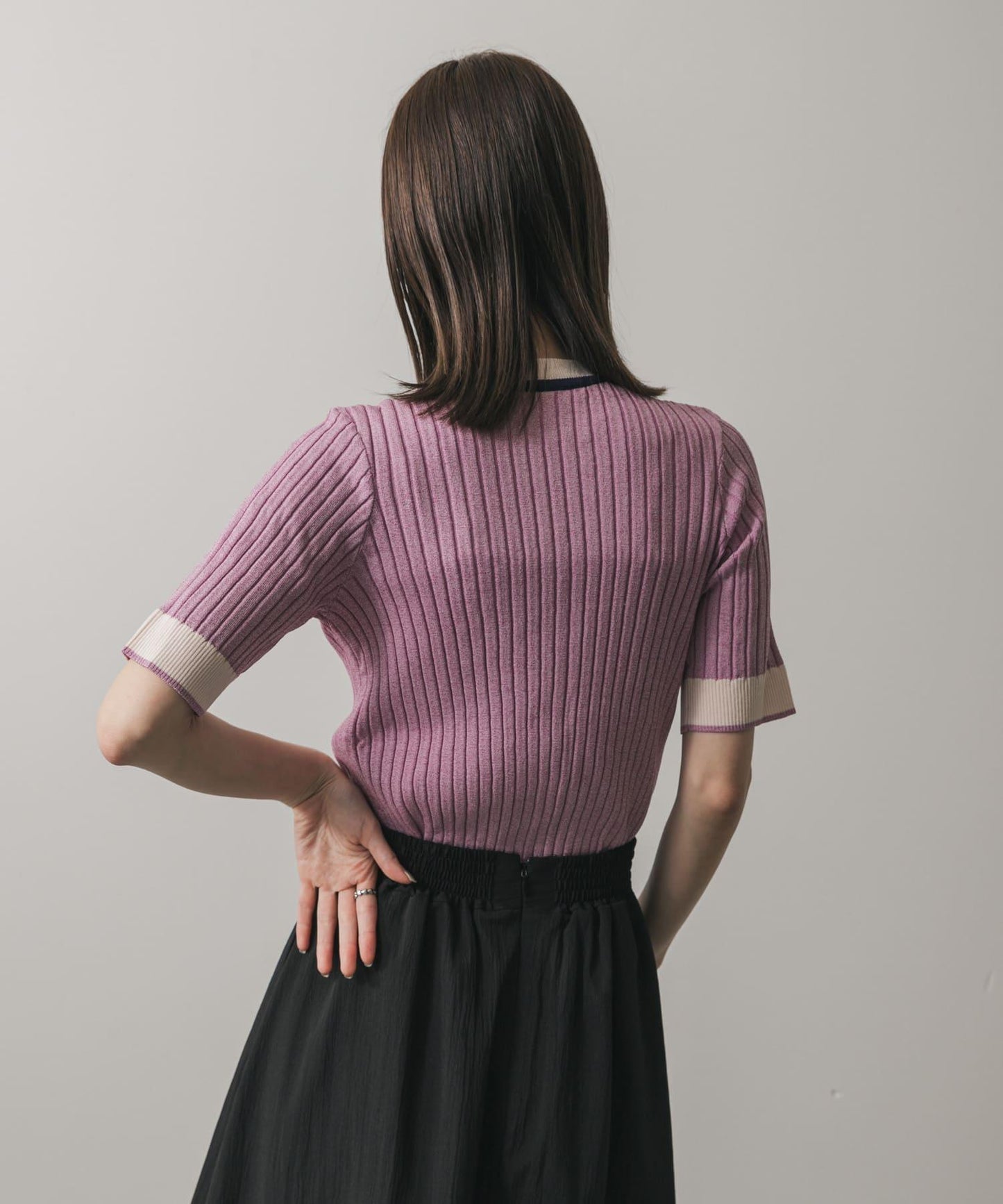 162327708