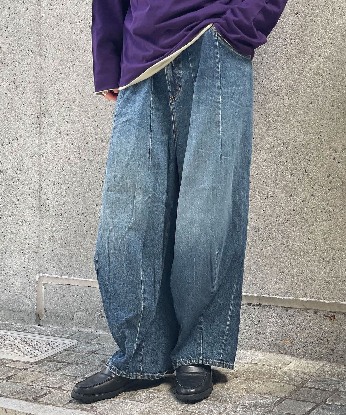 100181118