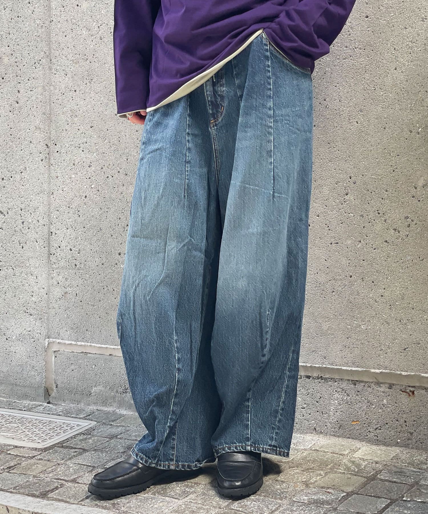 100181118