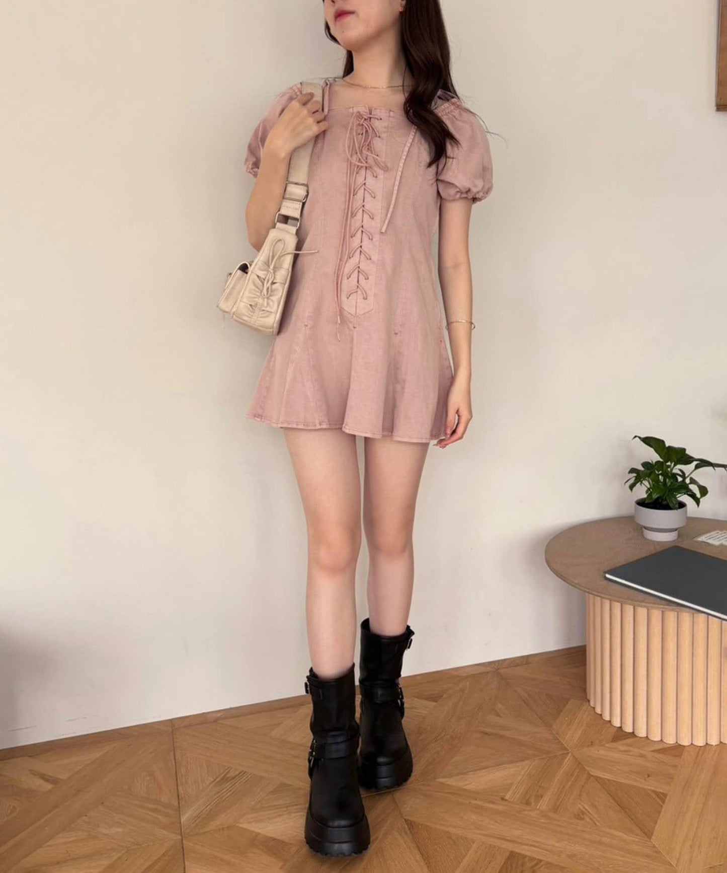 140989725