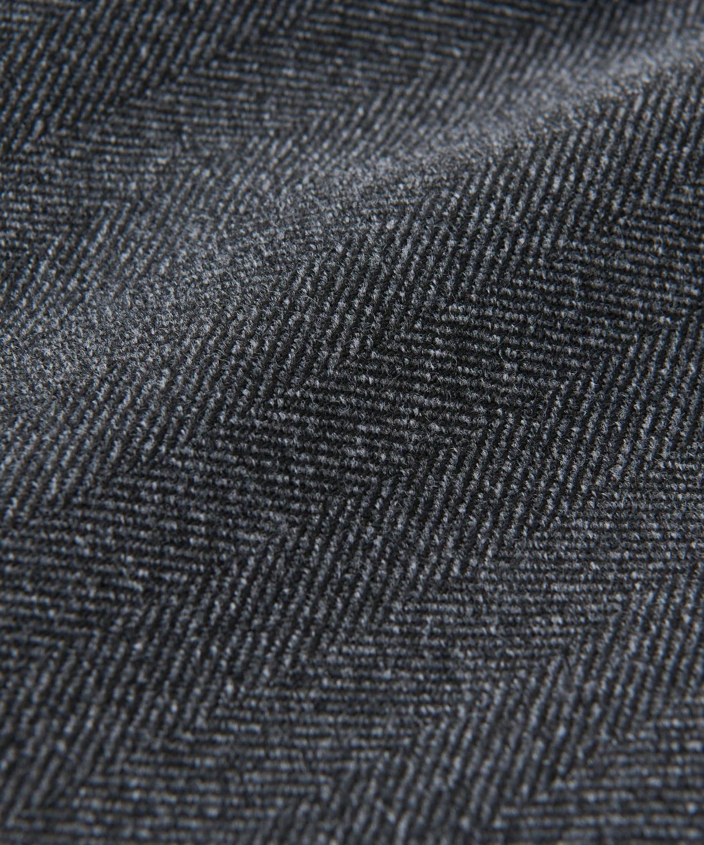 101607369