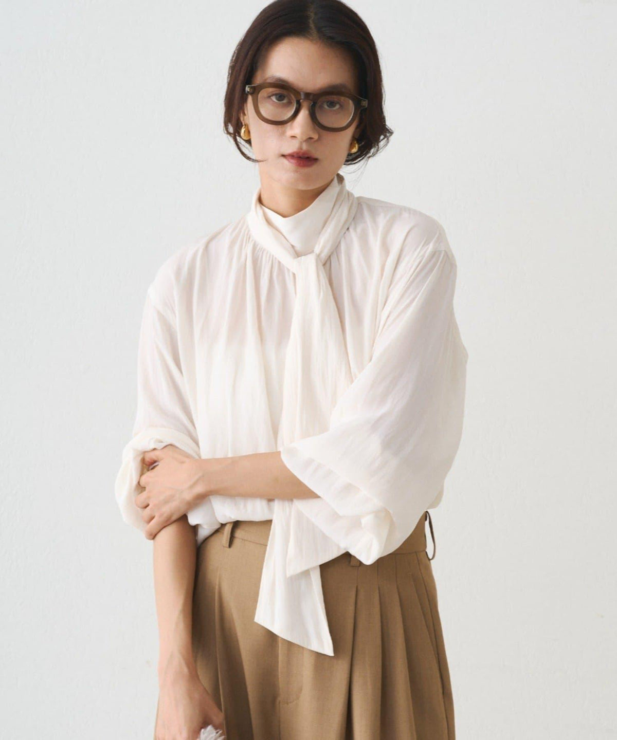 167018301