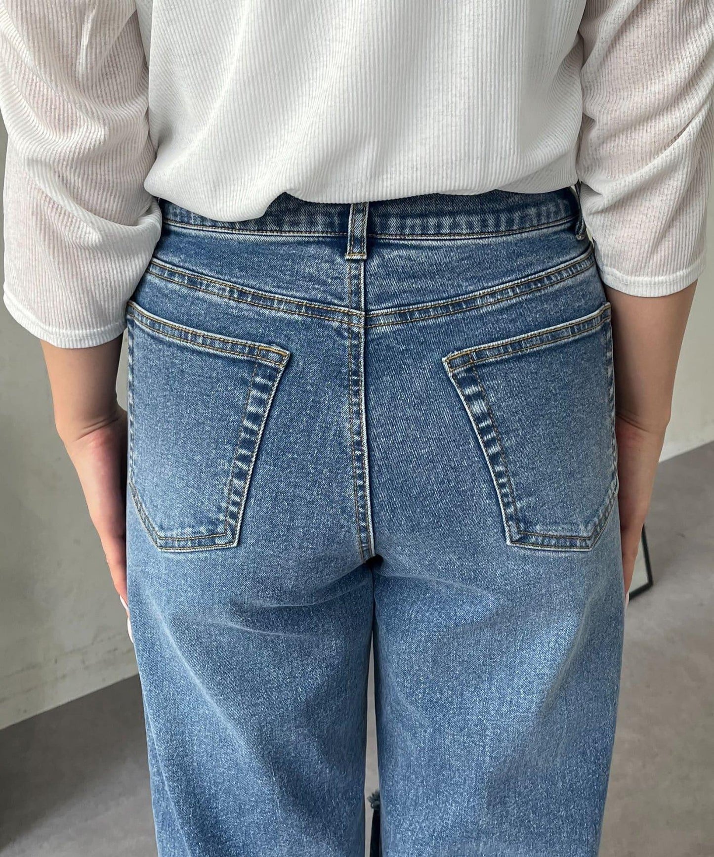 287284033