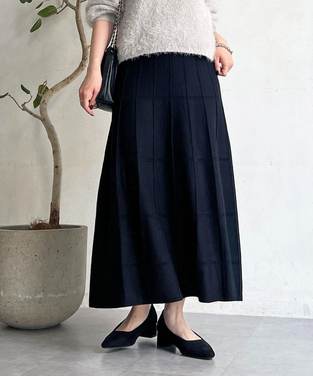 167409315