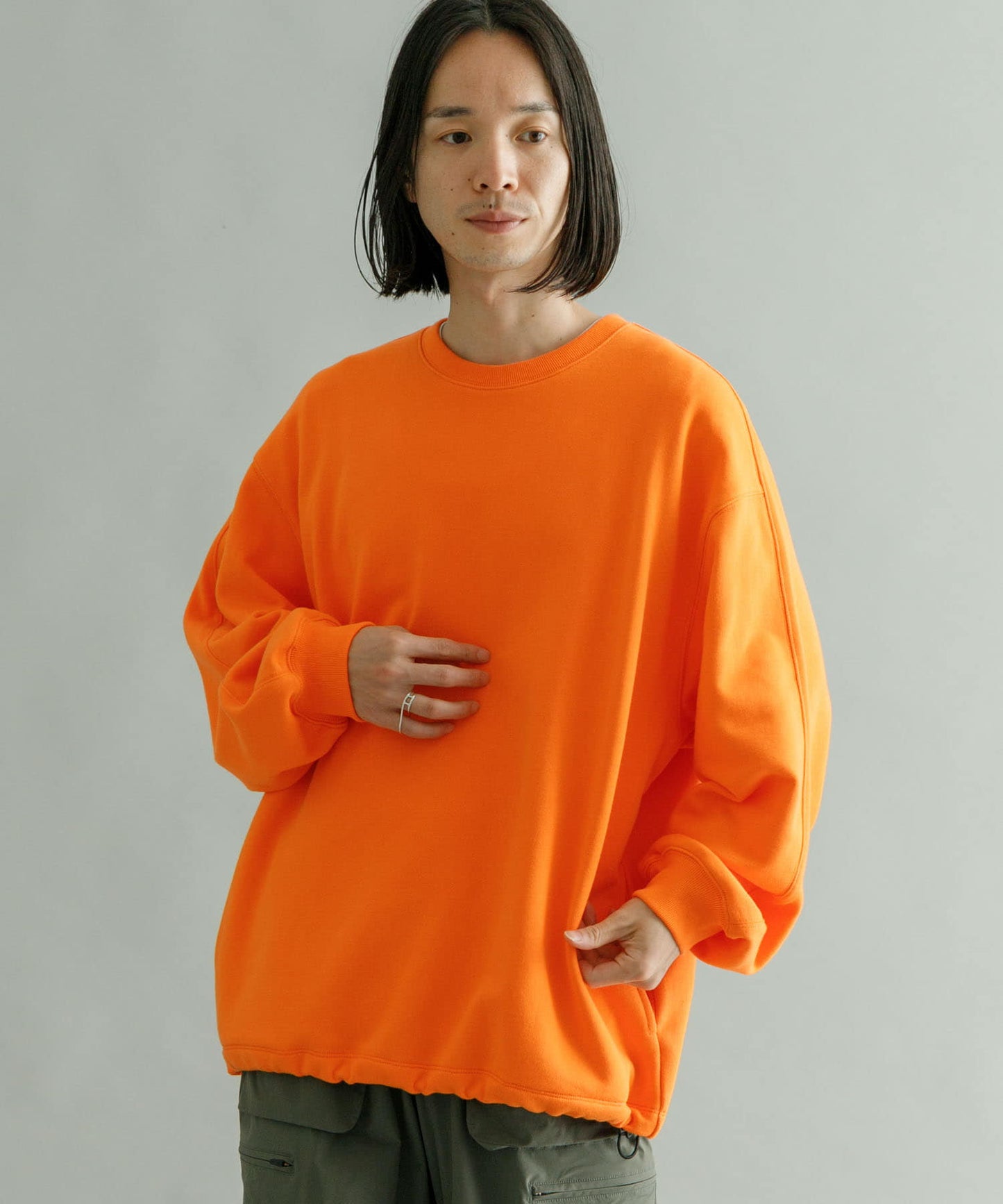 99553189