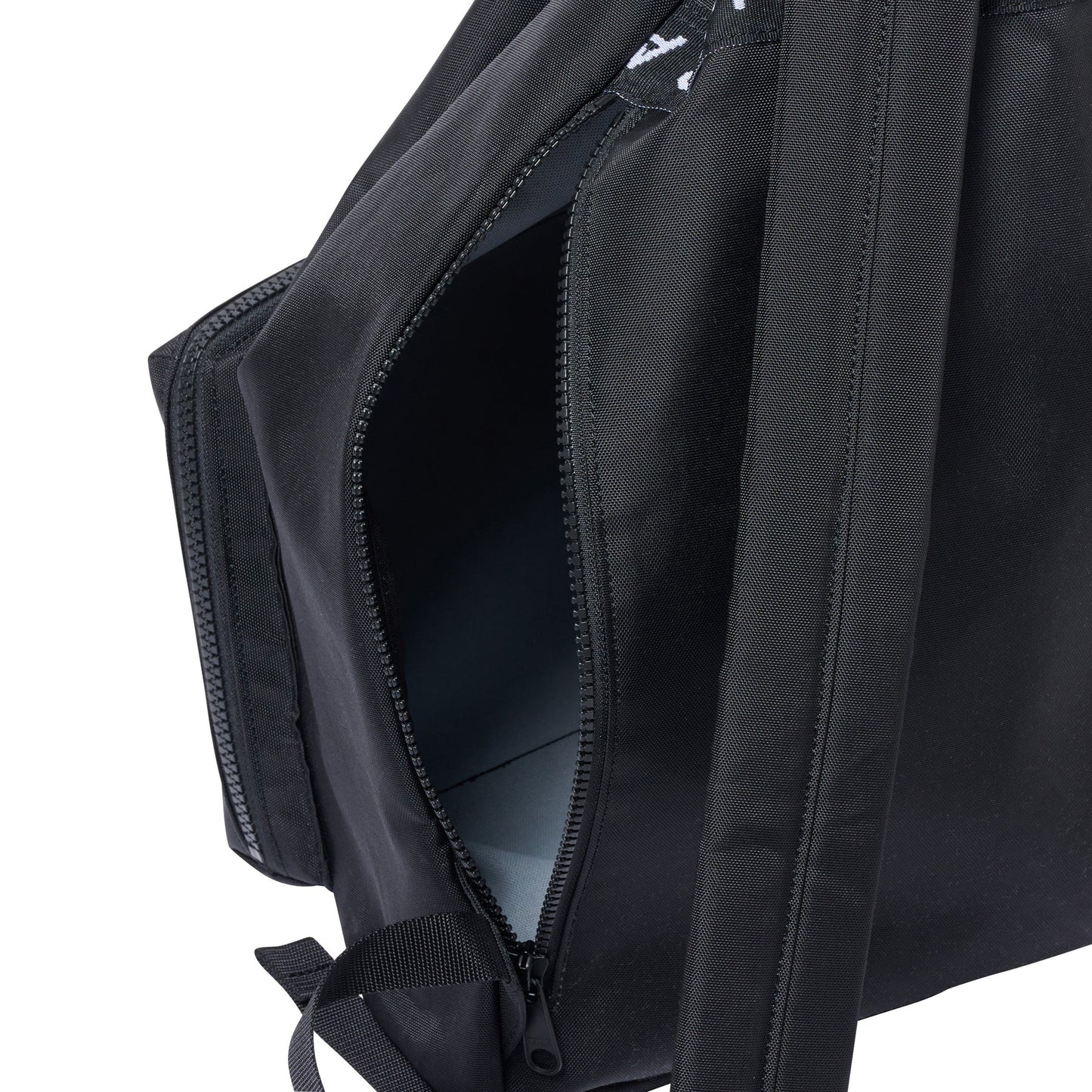 124746584