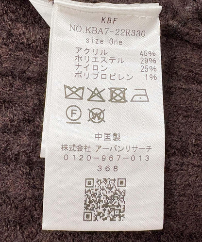 275906775