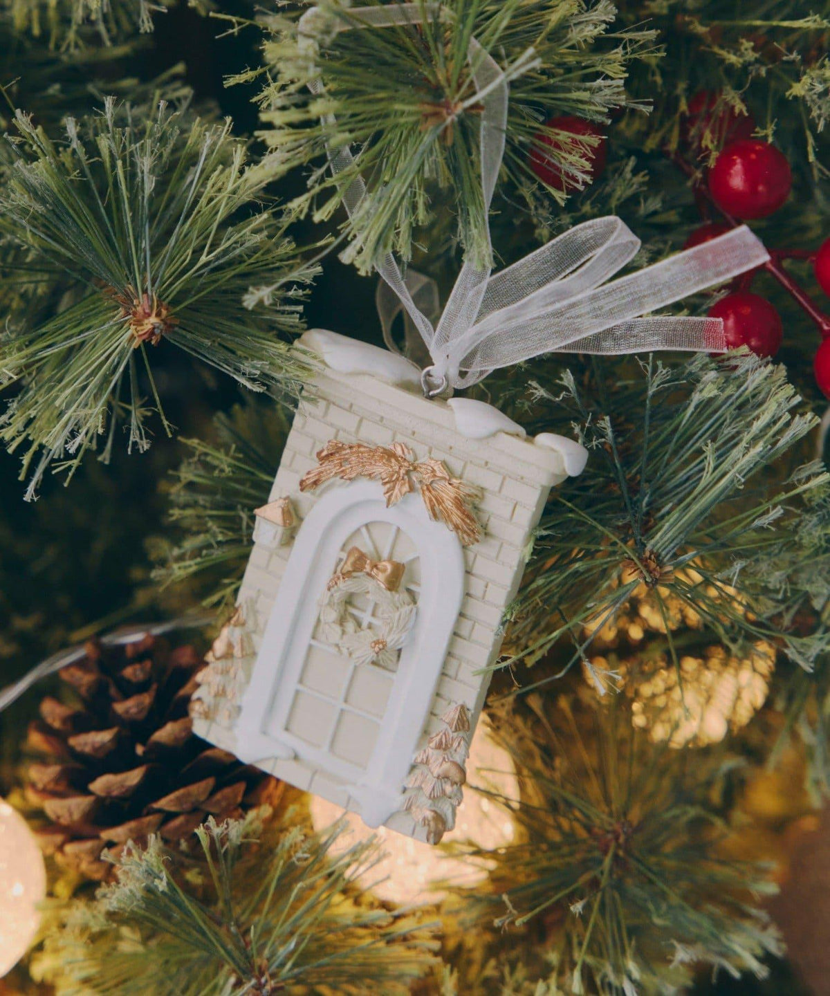 173899327