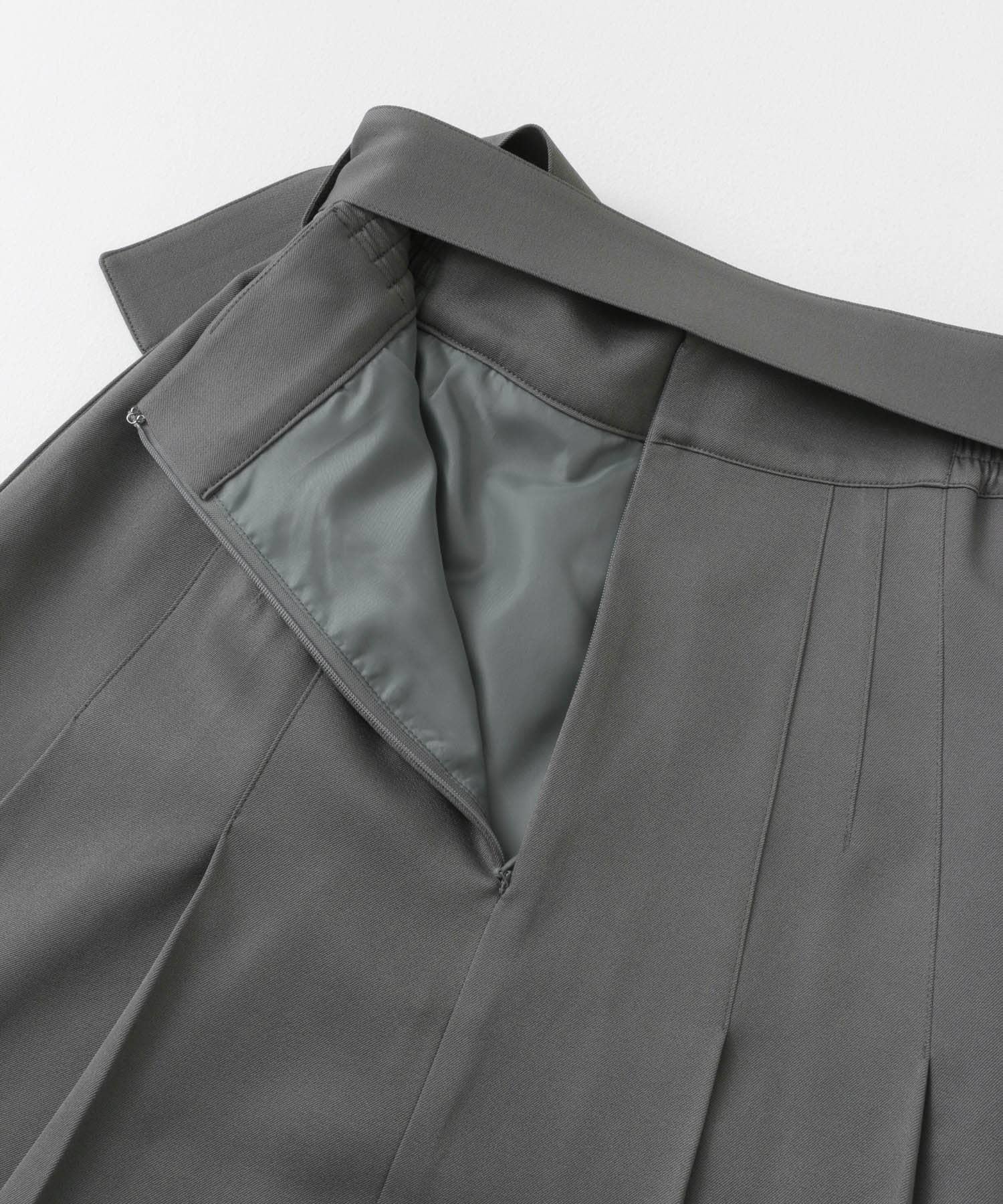 142515328