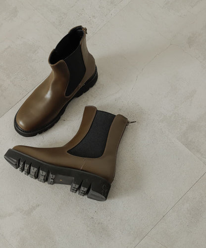 104691104