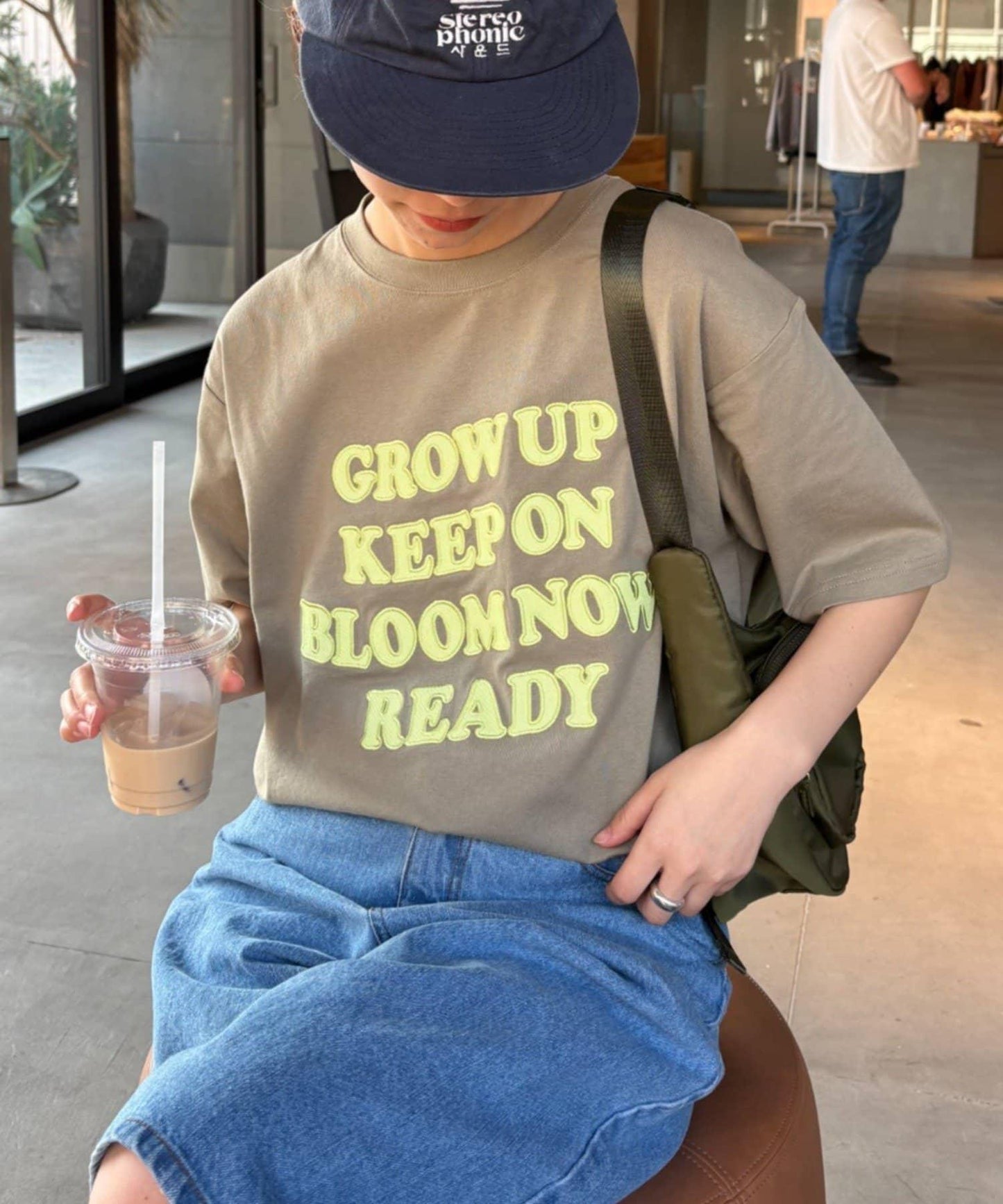 284124746