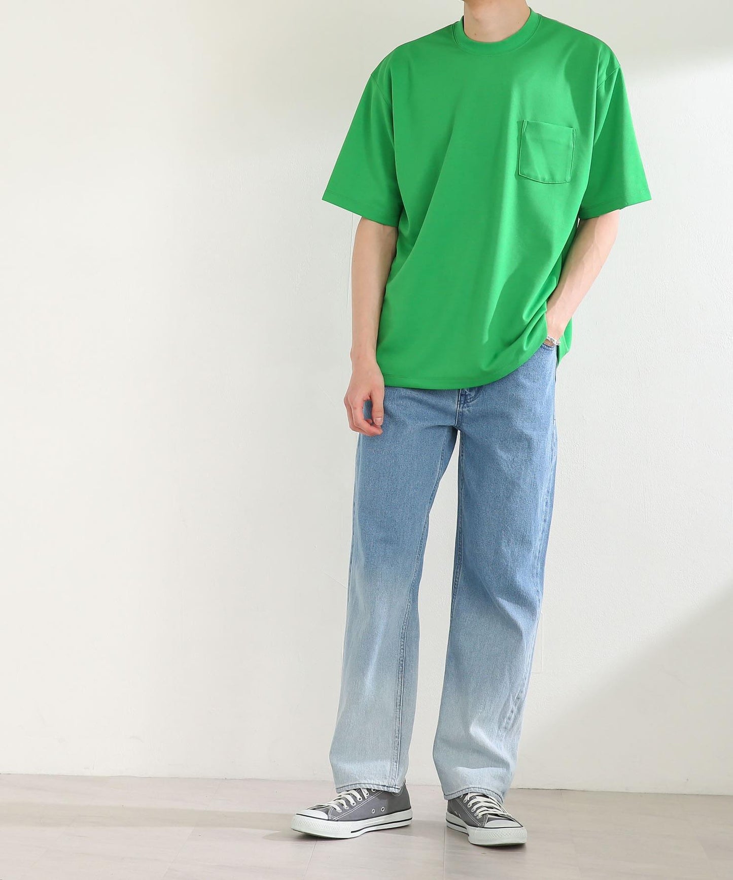 162171902