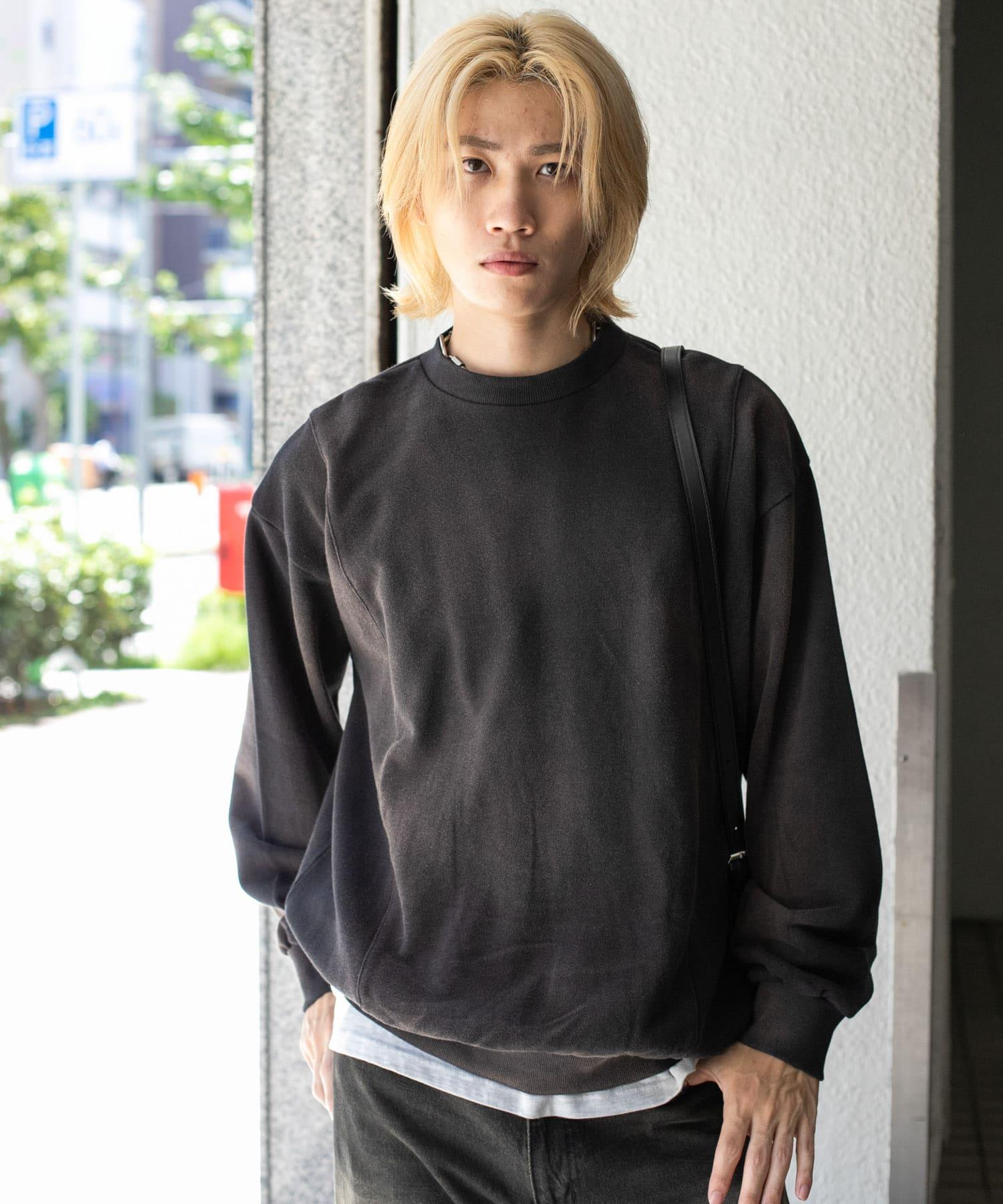 141082621