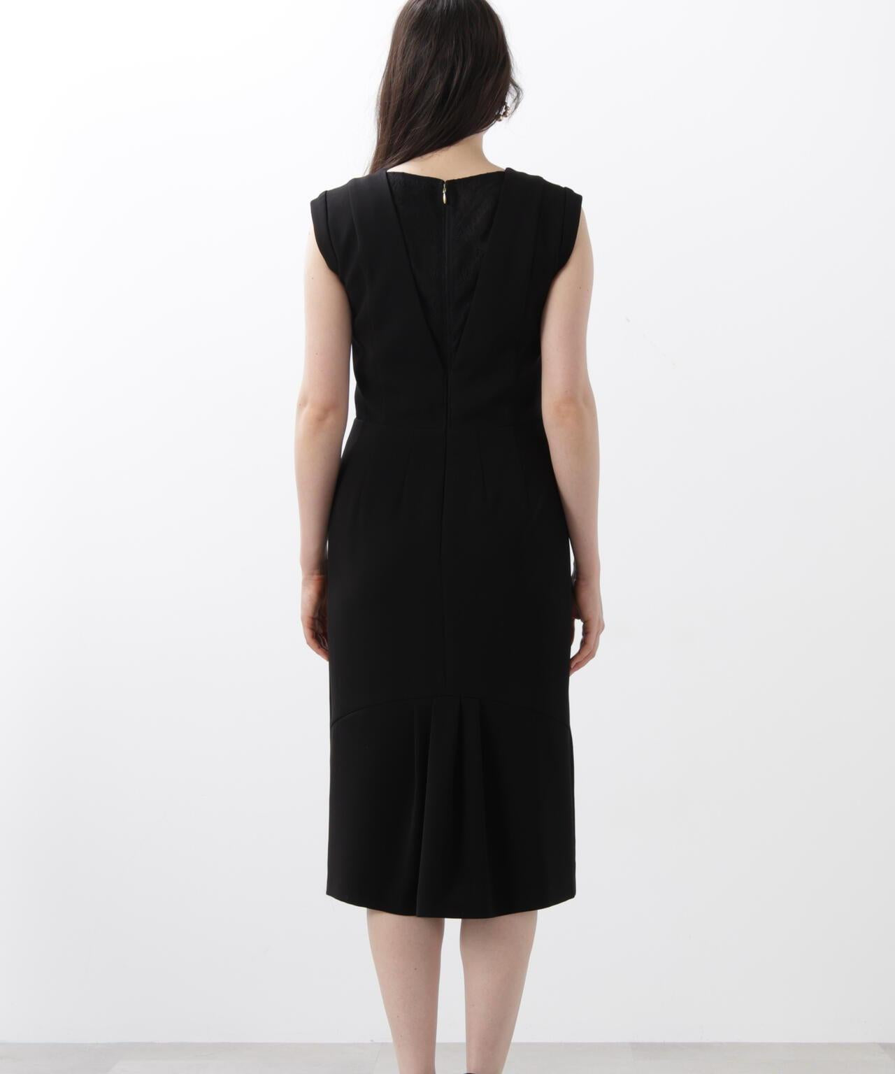 165744250