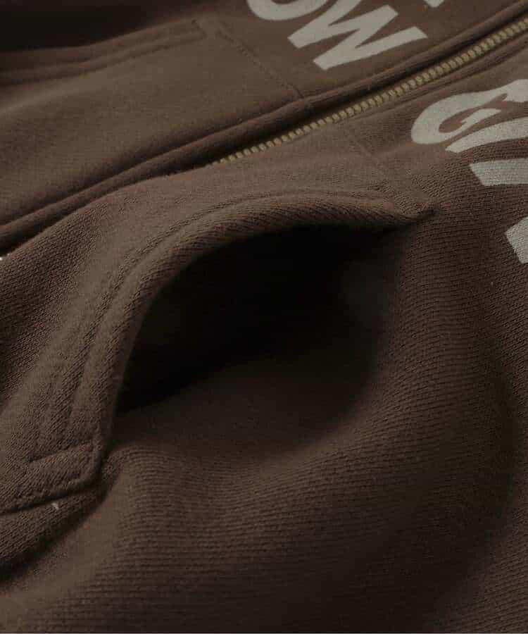 174102833