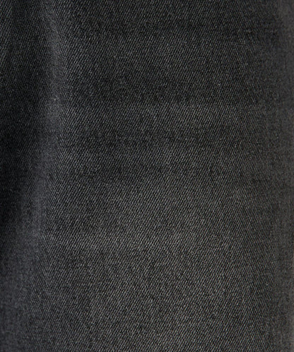 161673587