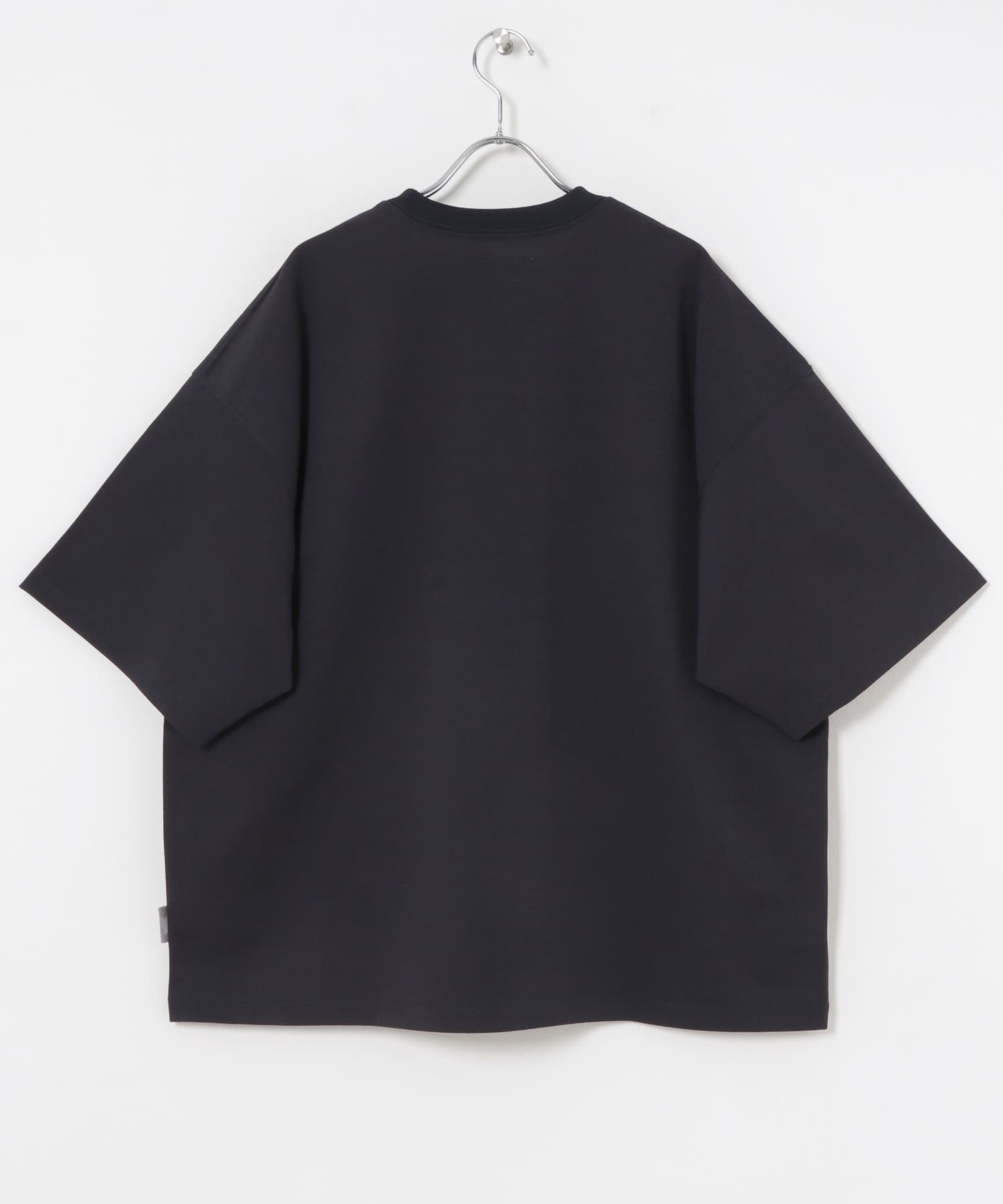121533038