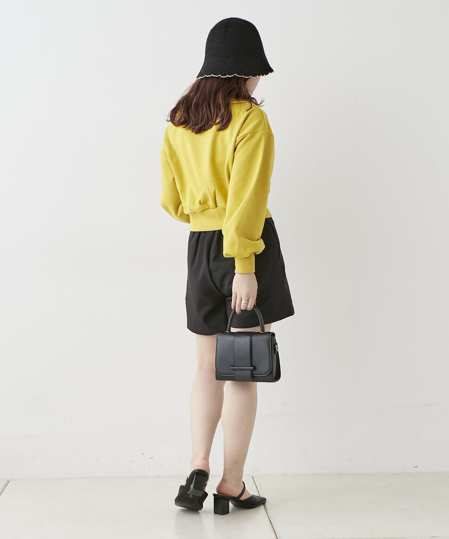 99847305