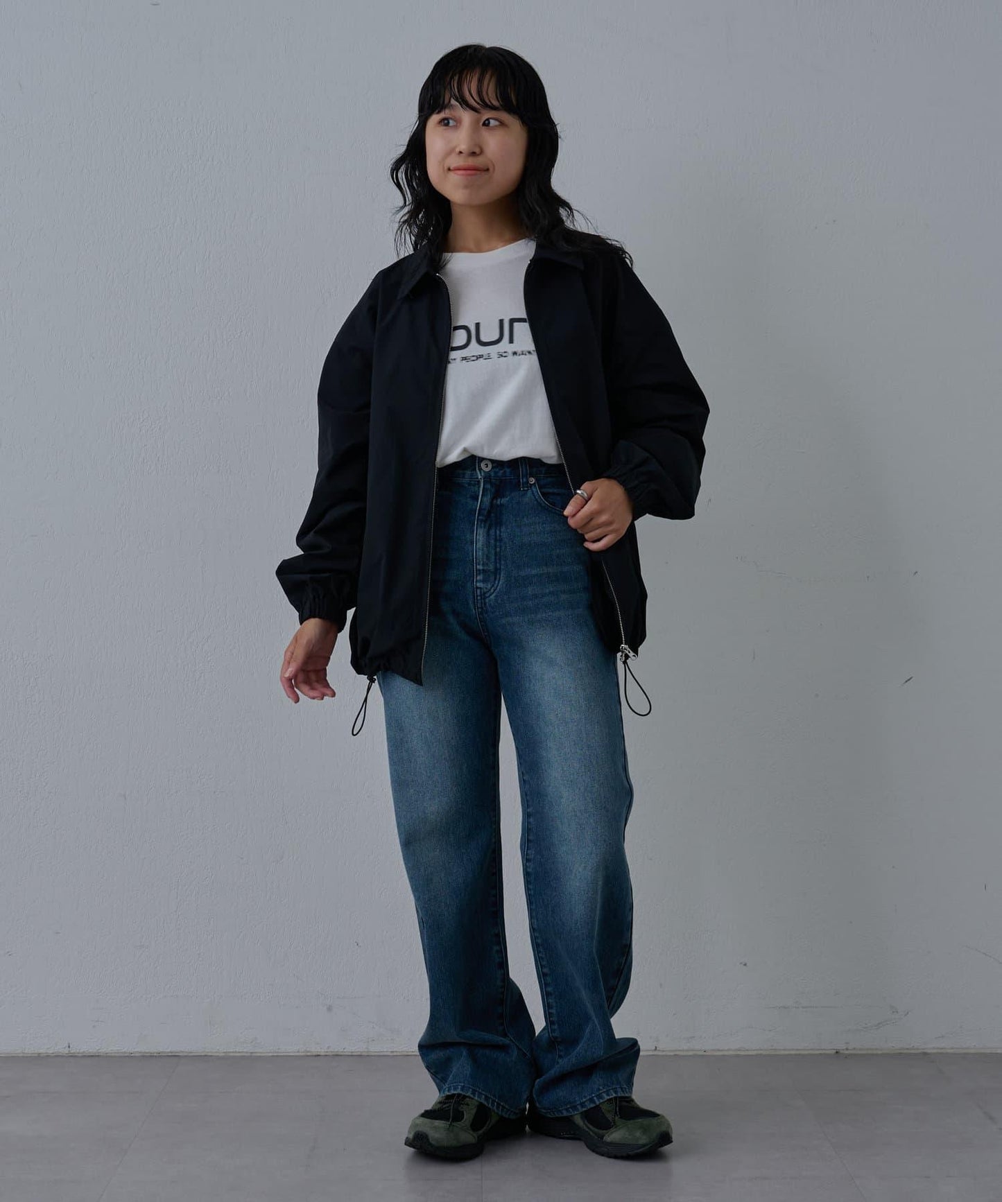 220576021