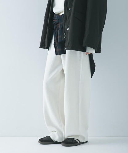 275562439