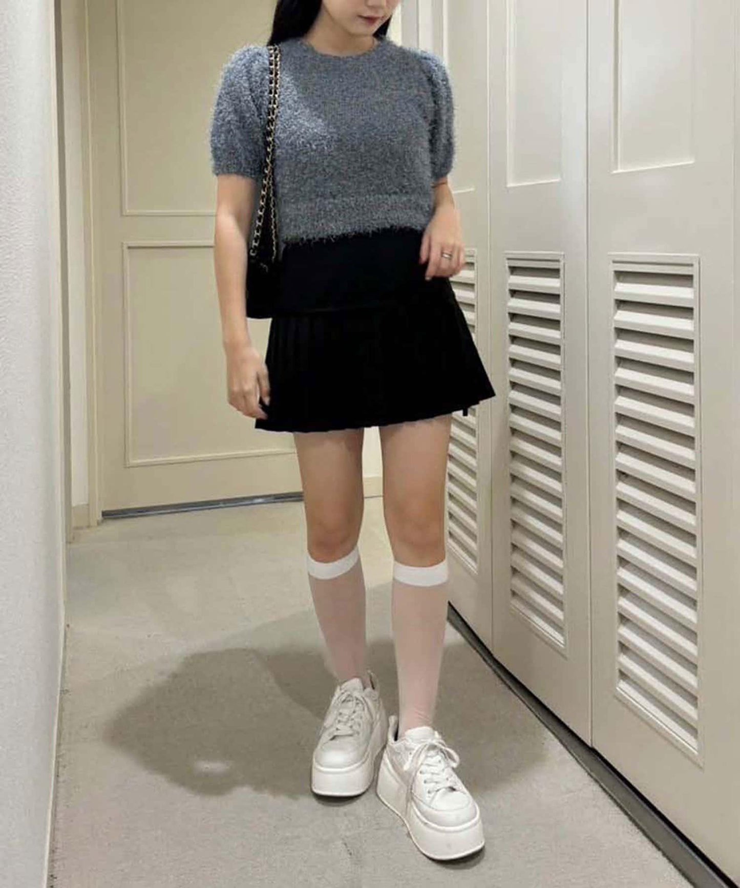 166157903