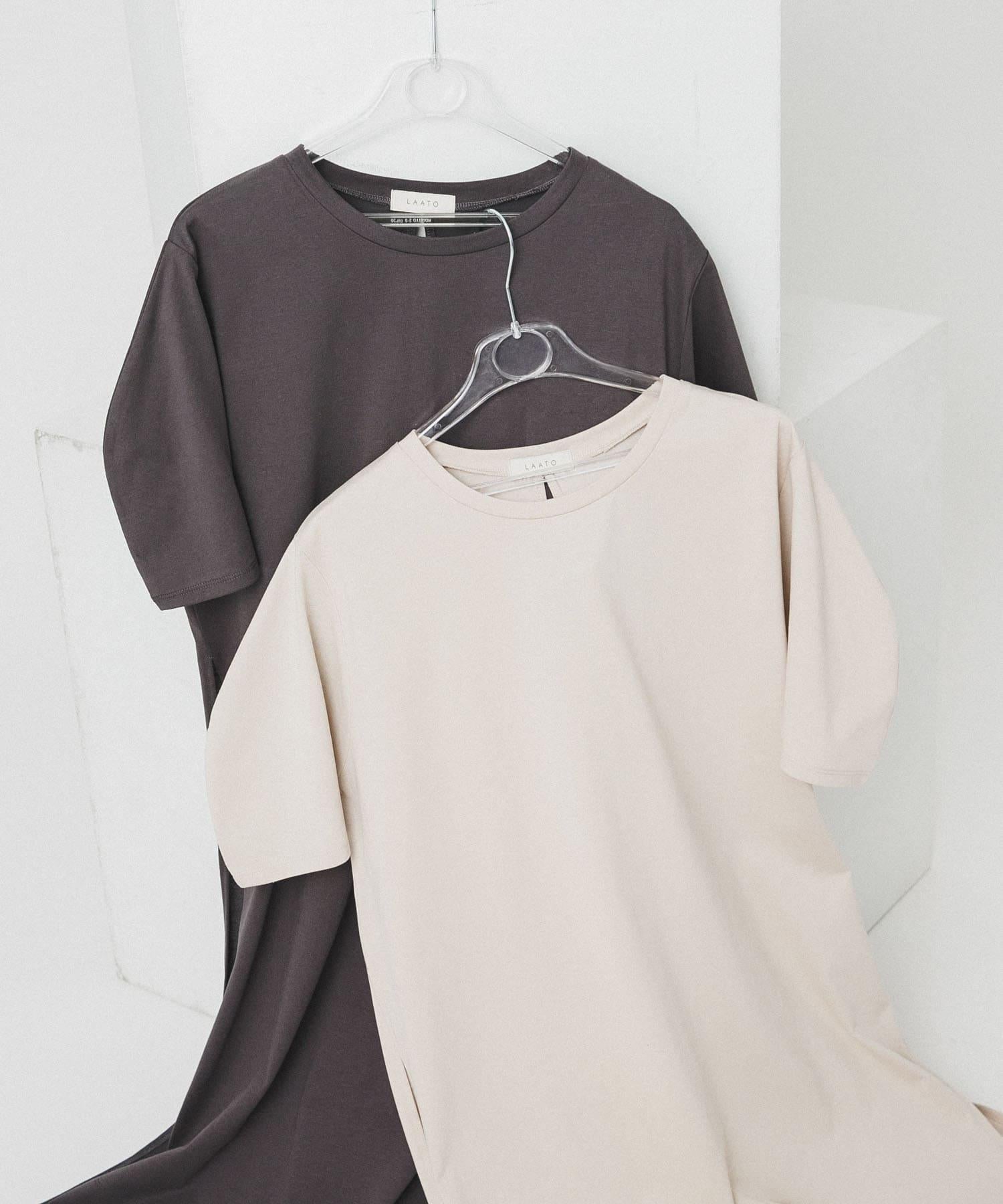 157106858
