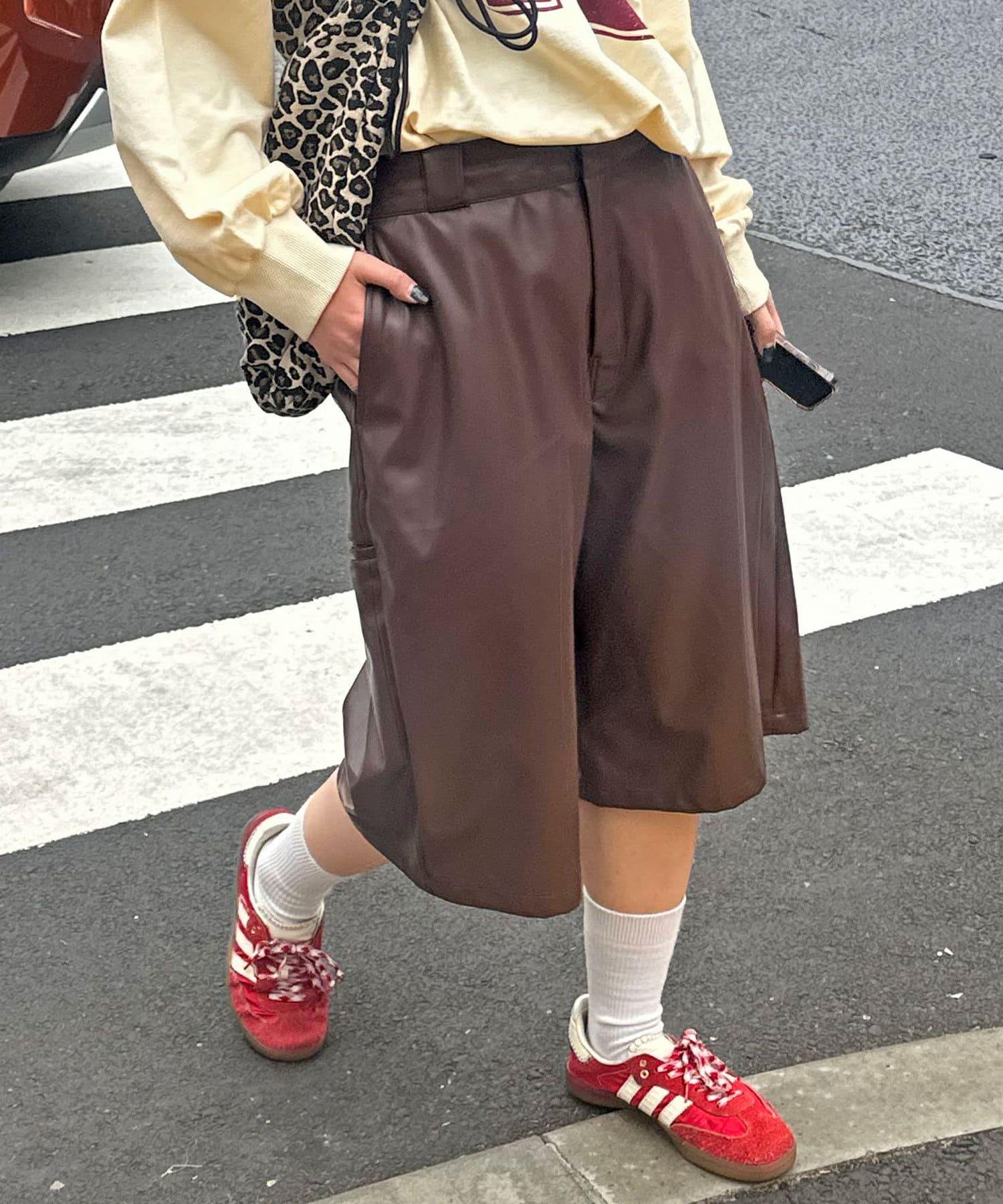 159431112