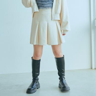 162857911
