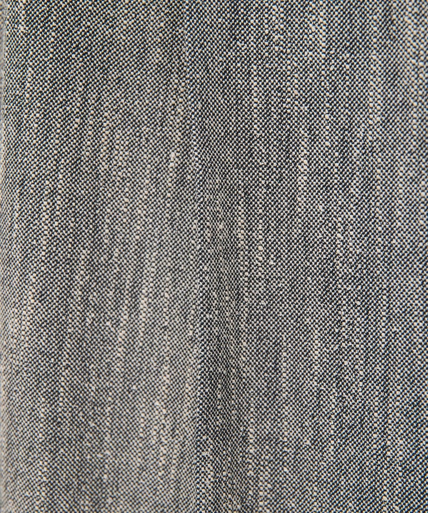 275905297