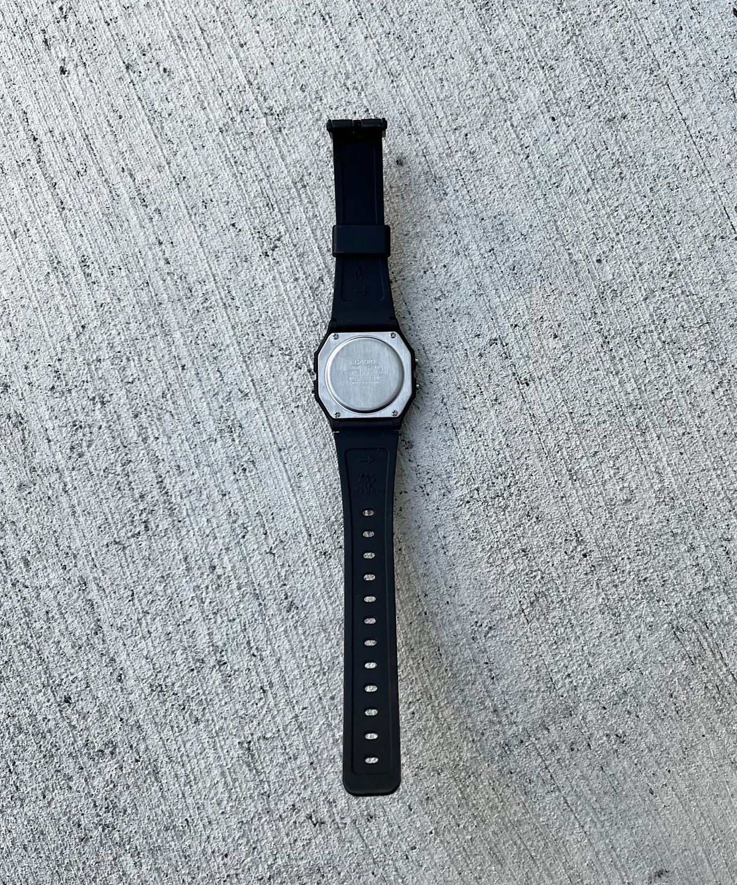 115543020