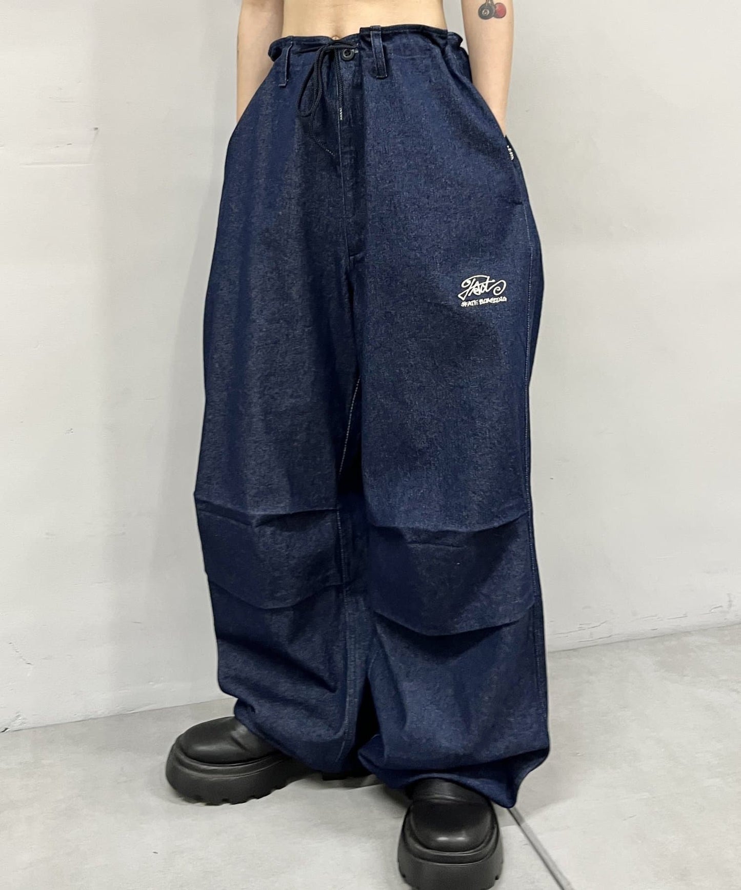 120046230