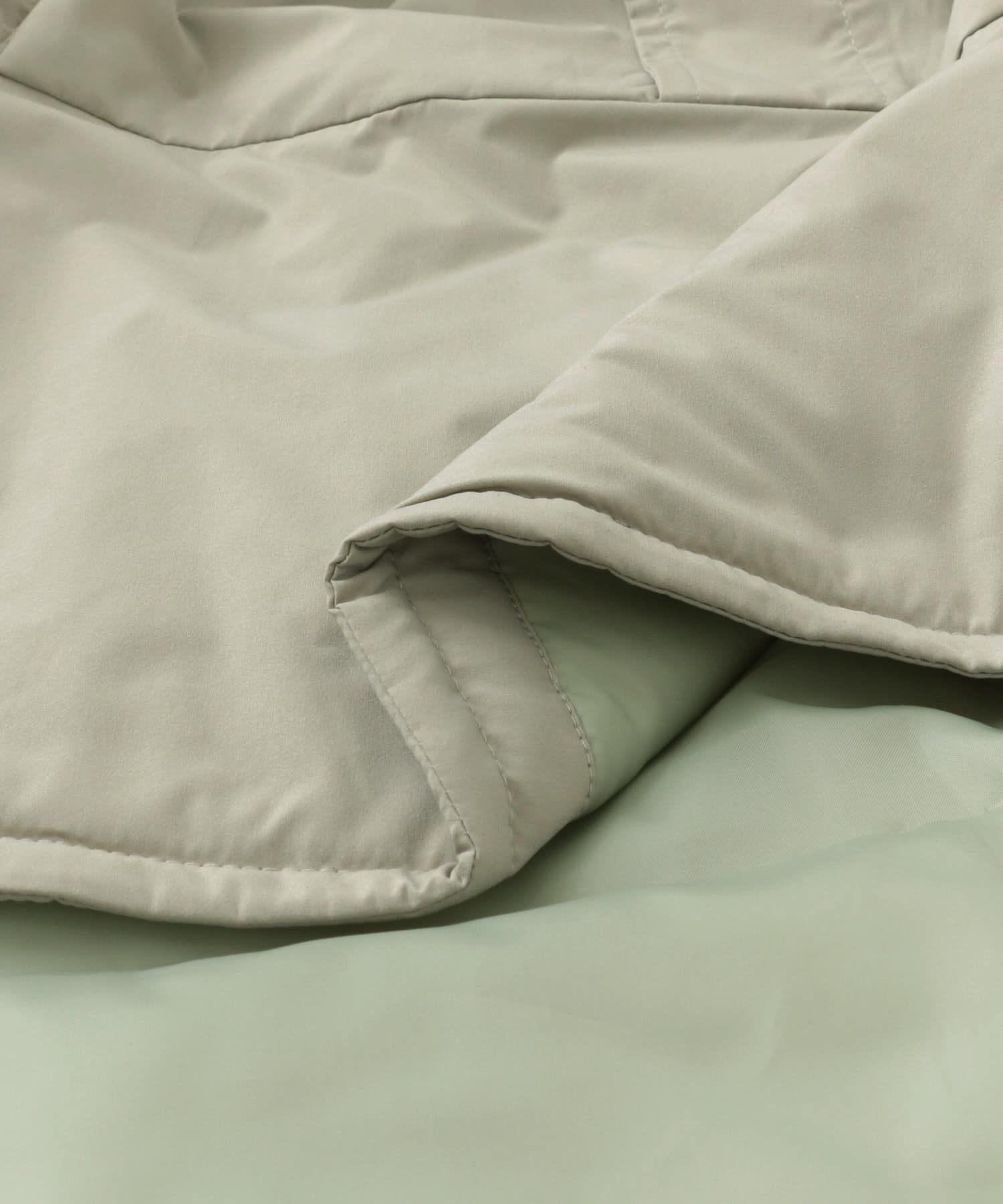 98736046
