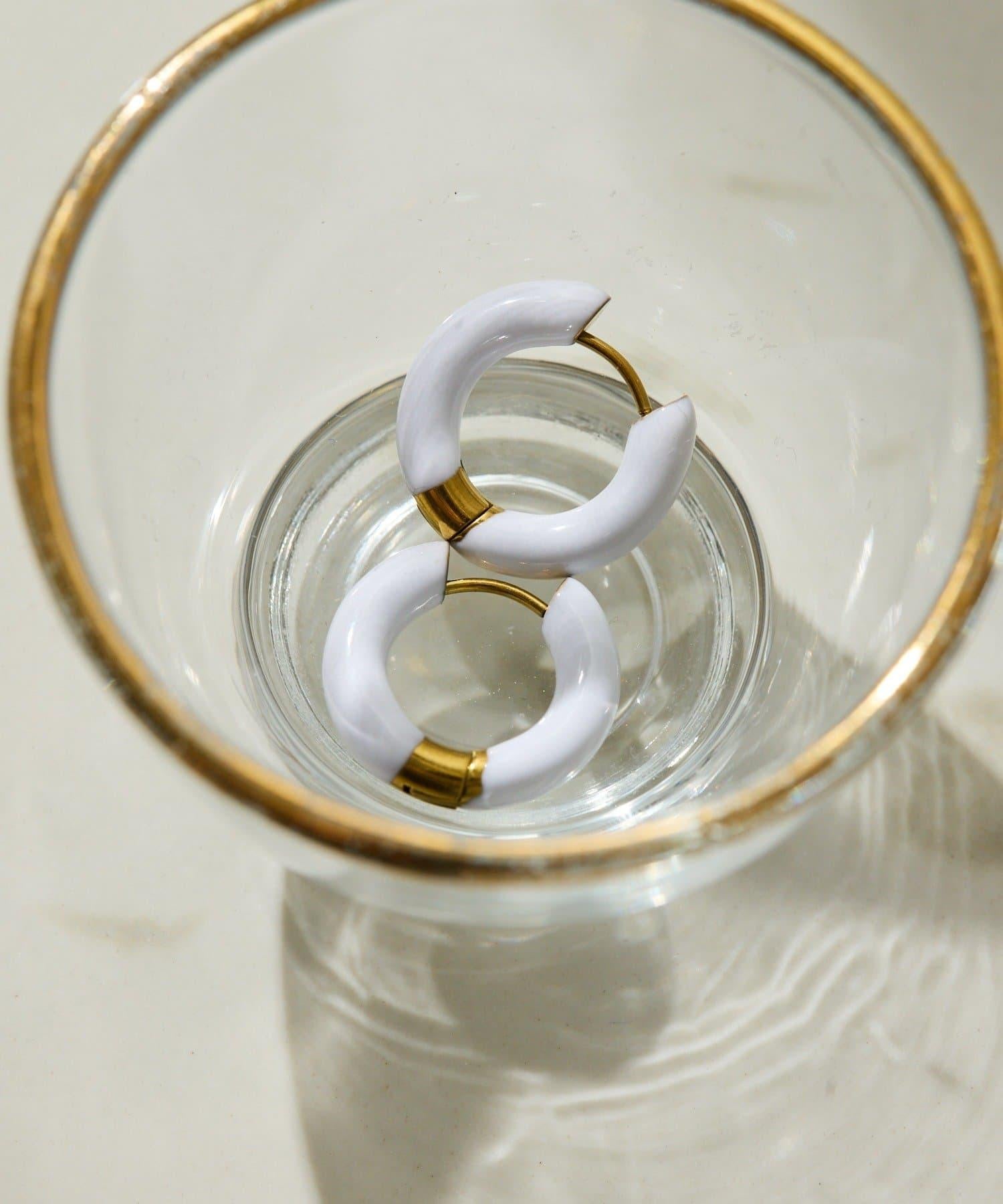 170435303