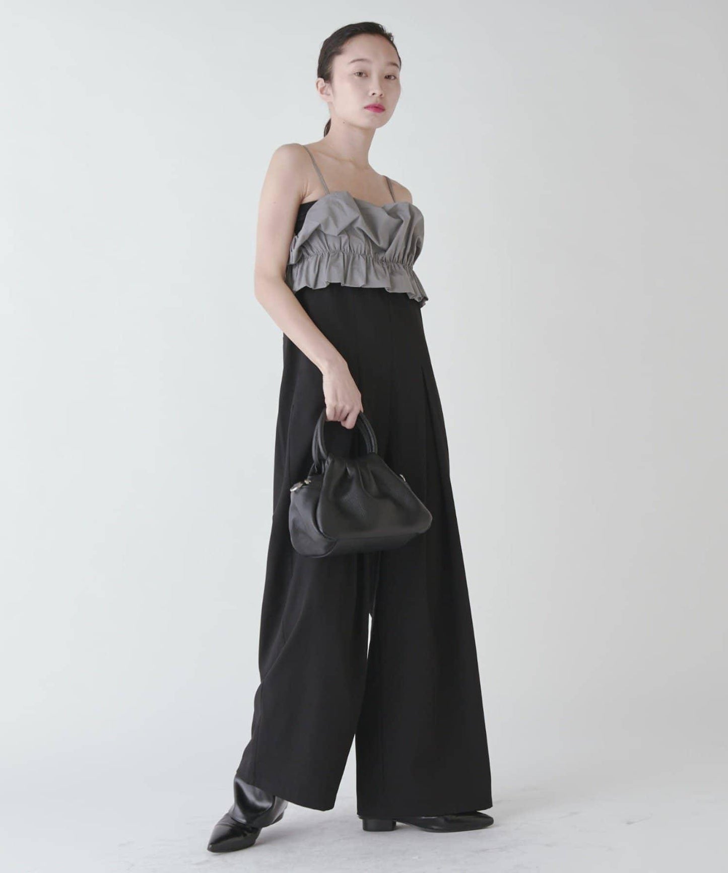 155734303