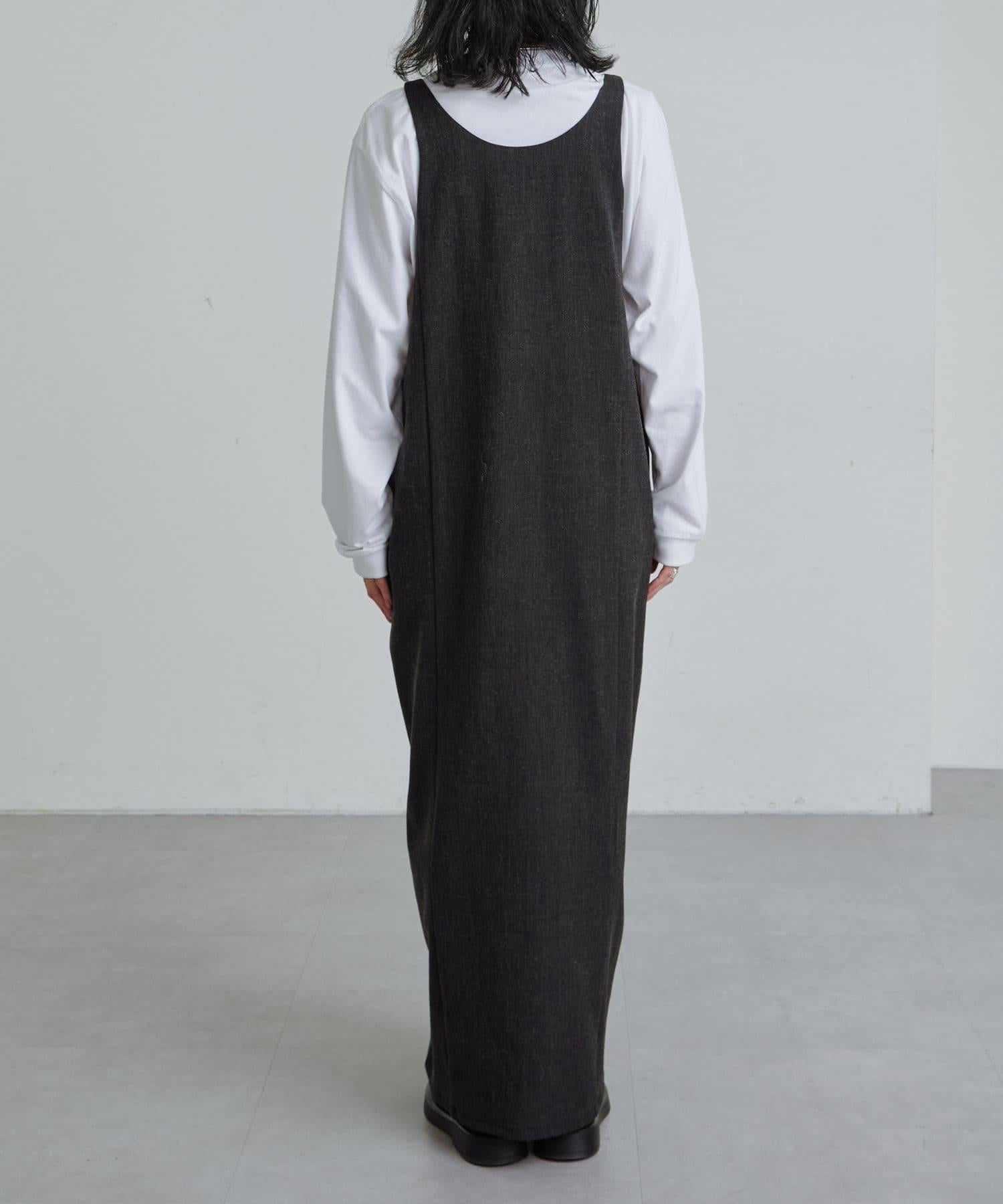 136804053