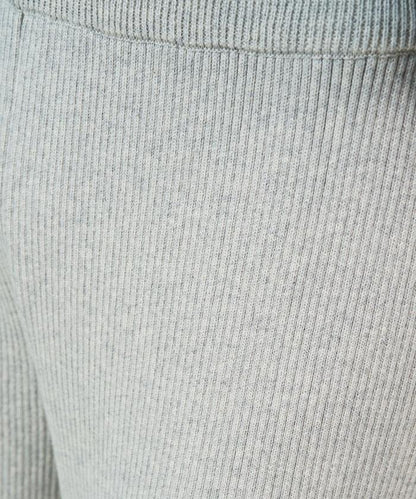 270677275