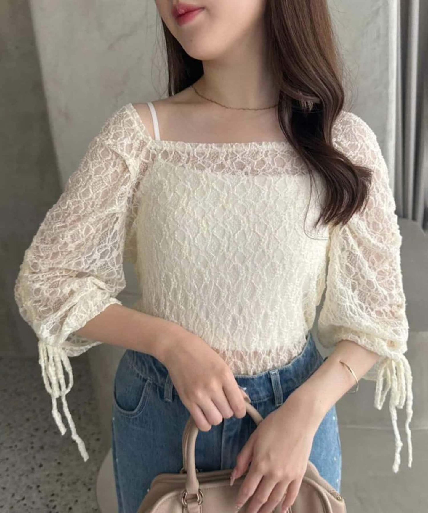 140989766