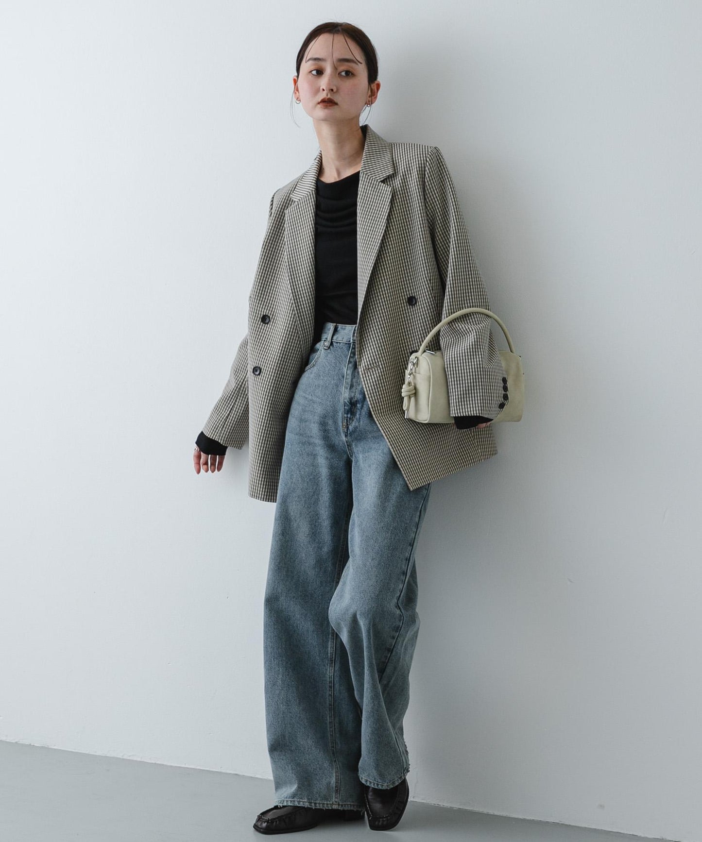 168855949