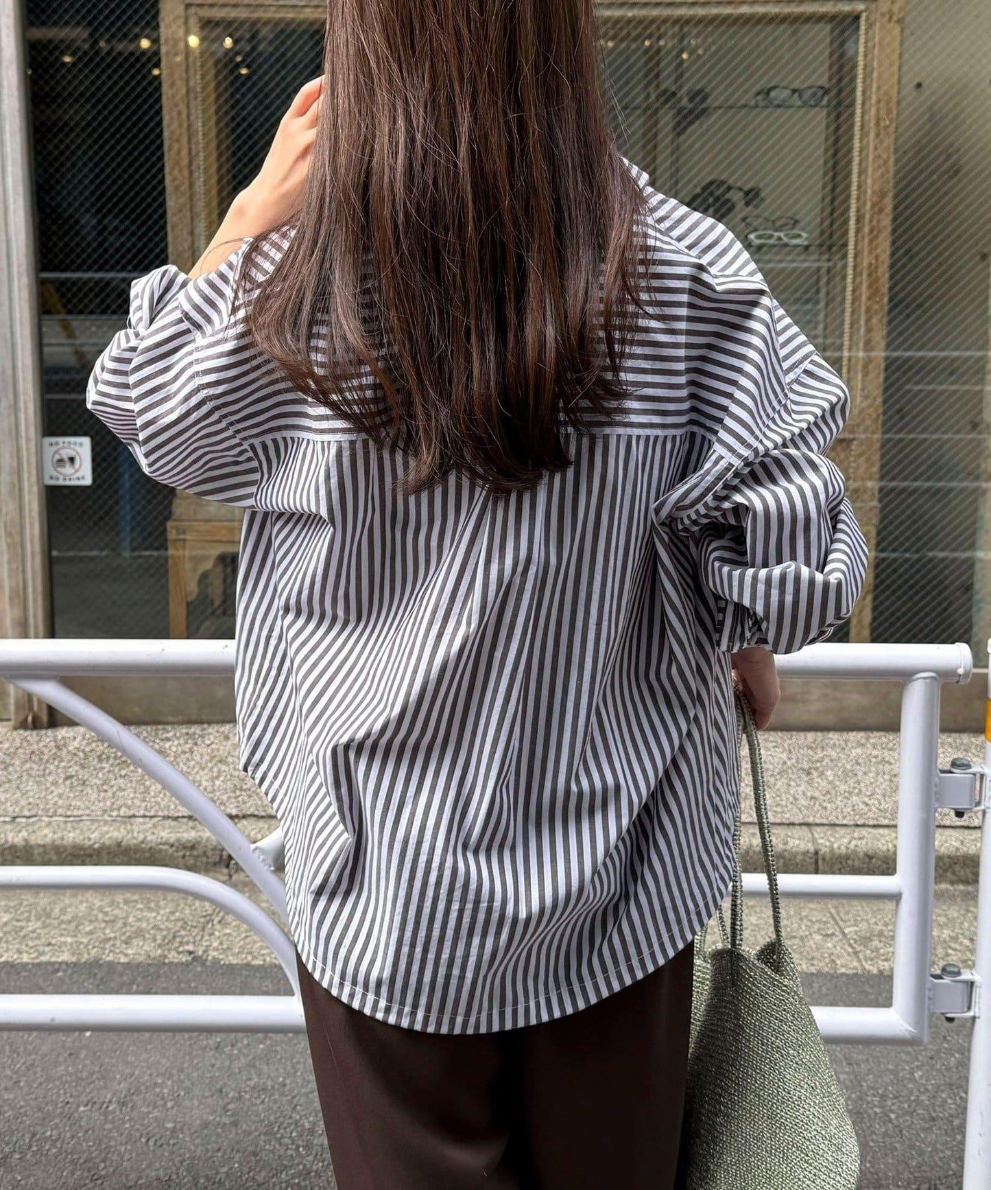 170329732