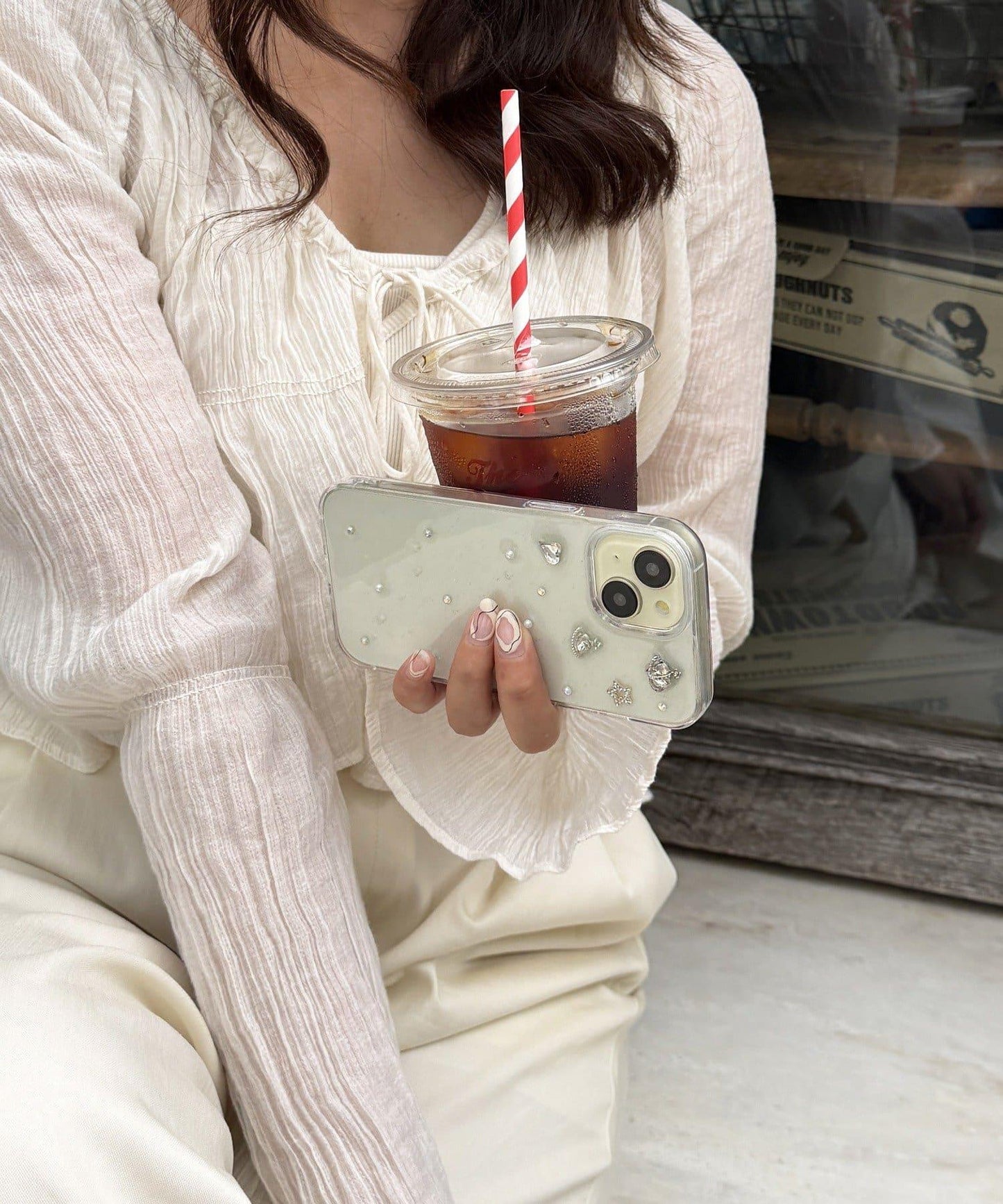171693000