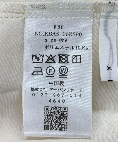 162733888