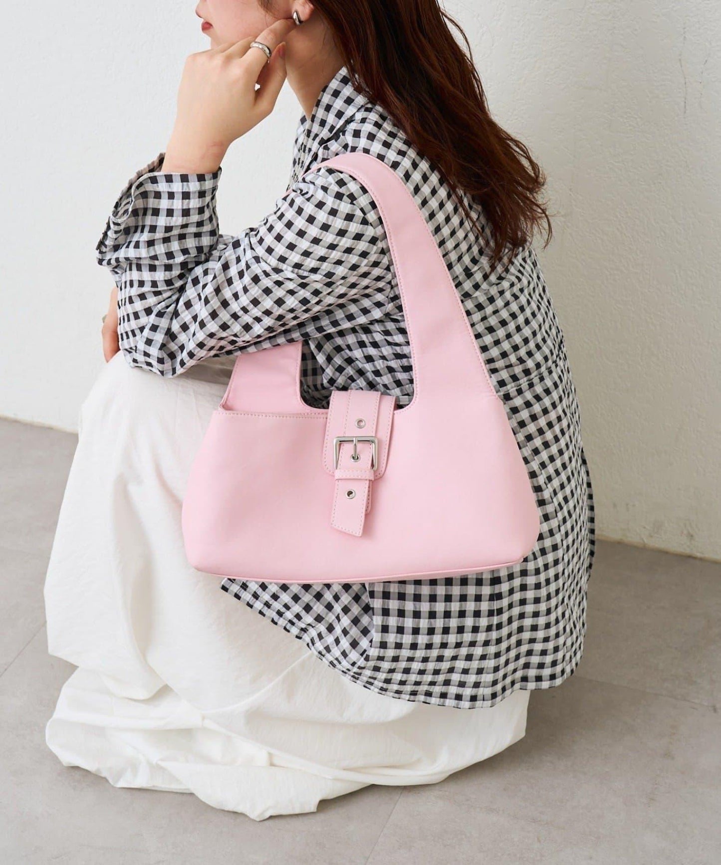 285478018