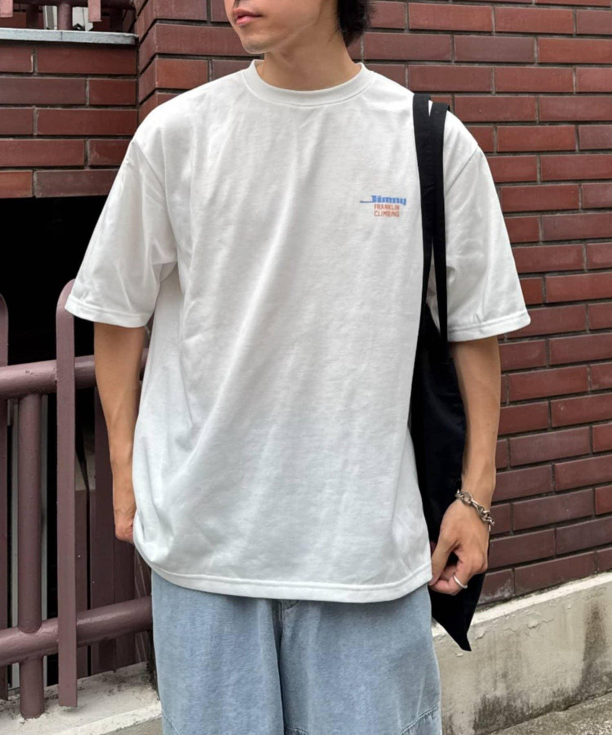 171089244